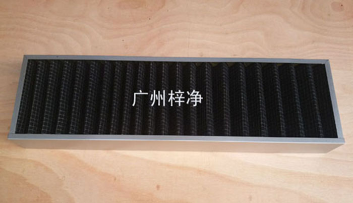 活性碳過濾器廣泛用于化學(xué)、制藥、食品、娛樂場所、需要凈化空氣的場所， 有害氣體如苯、甲醛、氨氣等的吸附脫除 溶劑的回收 ，采用活性炭氈比表面積大，吸附能力強(qiáng)，迅速處理各種有害氣體, 有效潔凈空氣對氣味的控制。